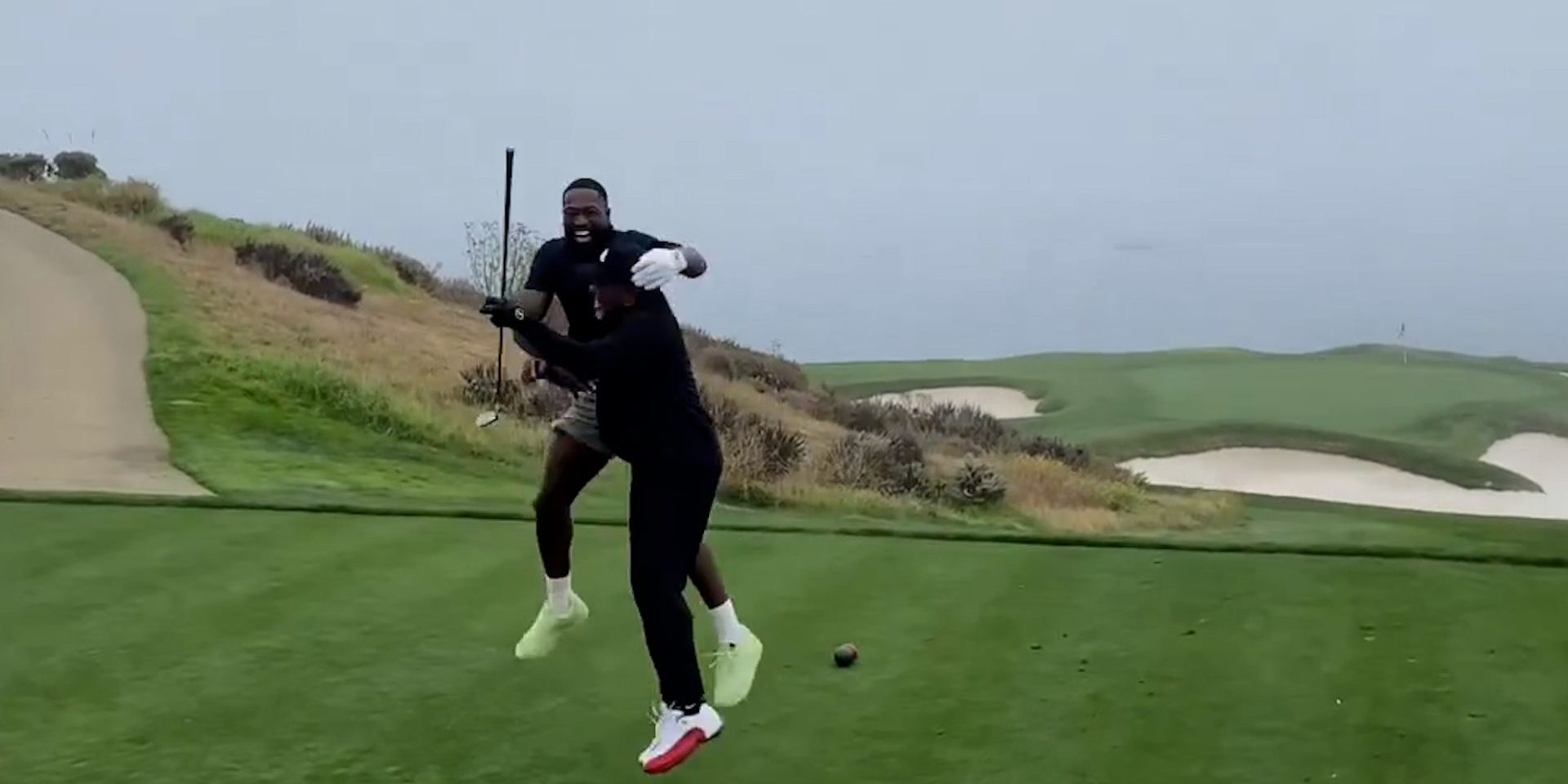 Dwyane Wade reacts like a little boy to his first hole in one